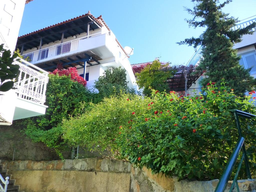 Efterpi Apartment Myrina Exterior photo