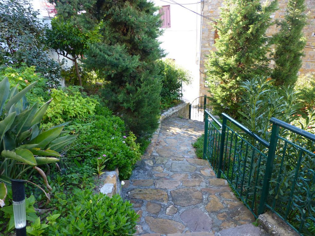 Efterpi Apartment Myrina Exterior photo